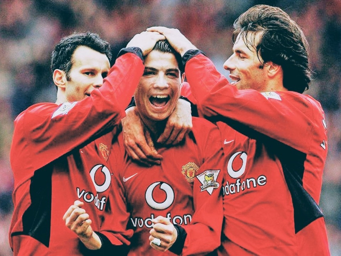 从敌对到和解：C罗范尼曼联恩怨与皇马重逢