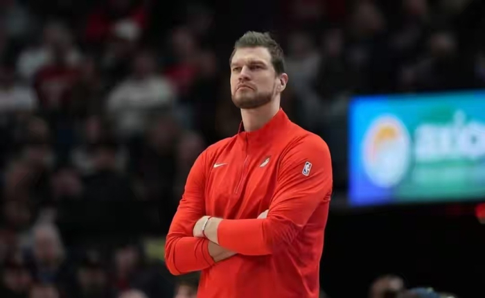 邓顿收购开拓者引关注 杨瀚森市场价值成关键